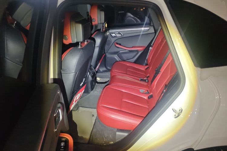 Used Porsche Macan 2024 Macan 2.0T Left Rear Seat