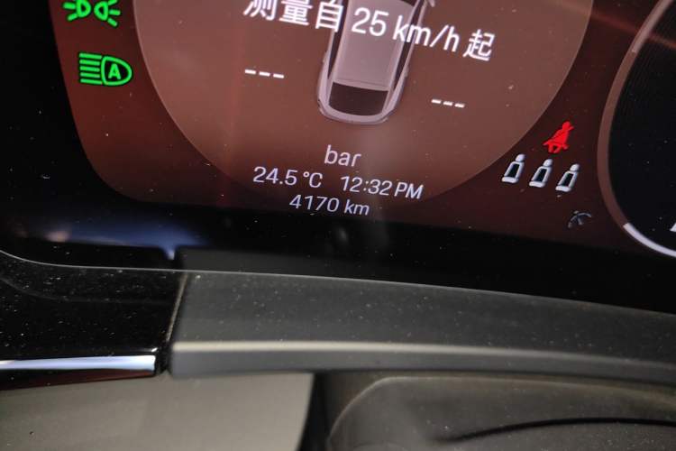Used Porsche Macan 2024 Macan Long Range Edition Odometer Close Up