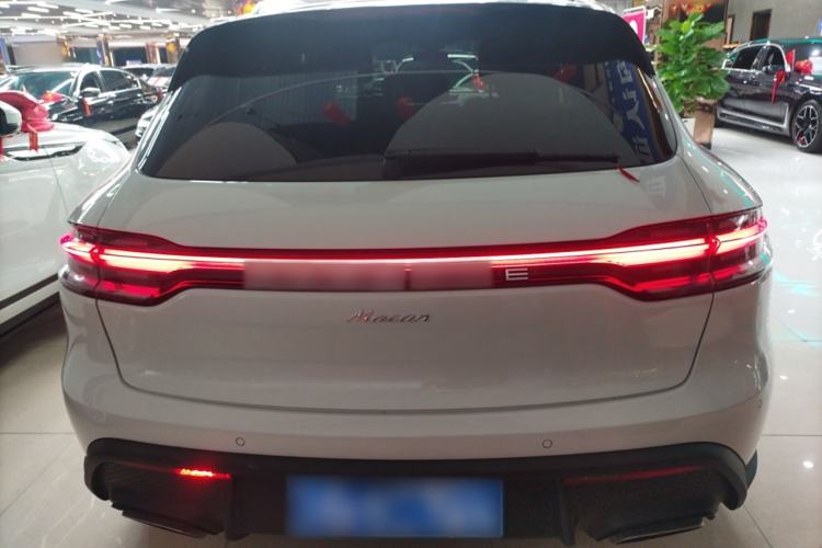 Used Porsche Macan 2024 Macan 2.0T Rear