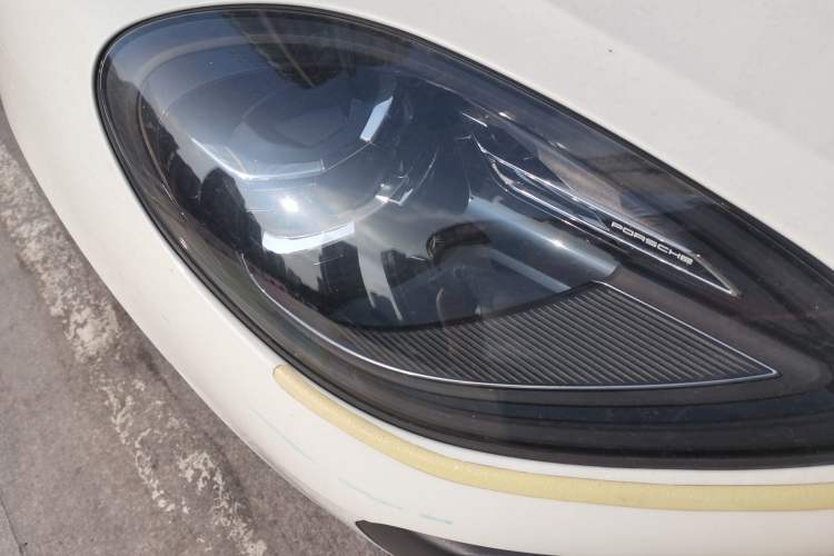 Used Porsche Macan 2024 Macan 2.0T Right Front Headlight