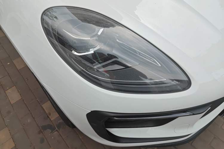 Used Porsche Macan 2024 Macan 2.0T Right Front Headlight