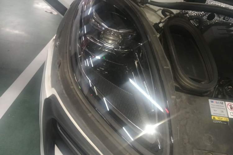 Used Porsche Macan 2024 Macan 2.0T Right Front Headlight