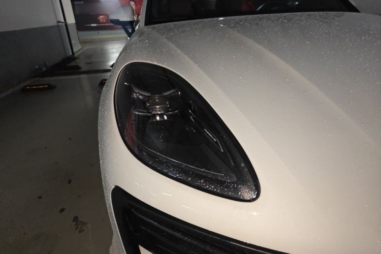 Used Porsche Macan 2024 Macan 2.0T Right Front Headlight