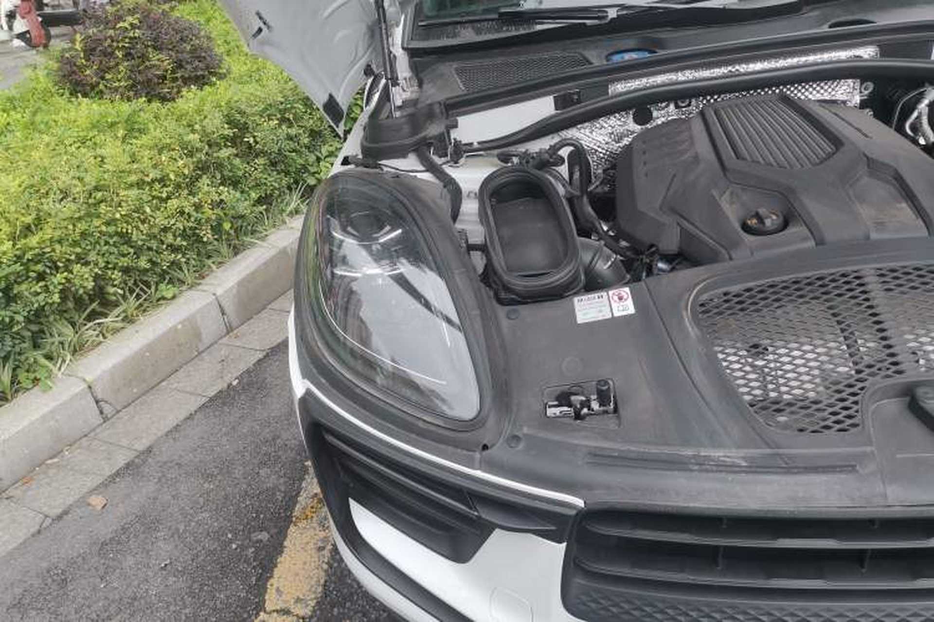 Used Porsche Macan 2024 Macan 2.0T Right Front Headlight