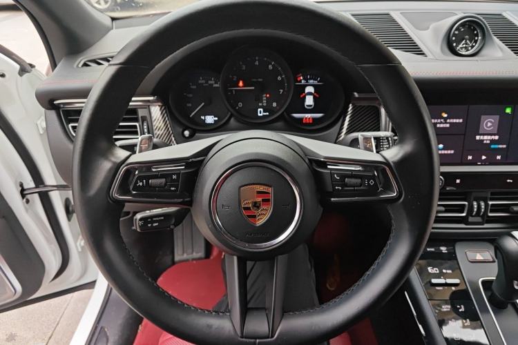 Used Porsche Macan 2024 Macan 2.0T Steering Wheel