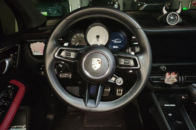 Used Porsche Macan 2024 Macan S 2.9T Steering Wheel
