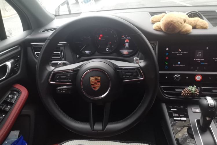 Used Porsche Macan 2024 Macan 2.0T Steering Wheel