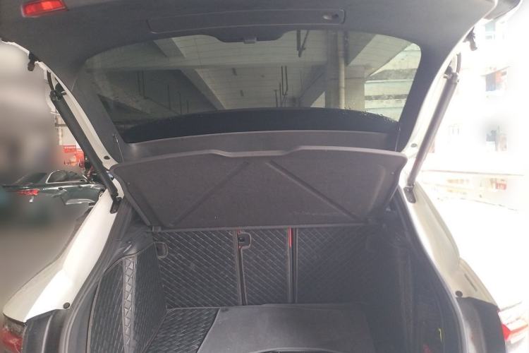 Used Porsche Macan 2024 Macan 2.0T Trunk