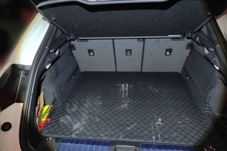 Used Porsche Macan 2024 Macan Long Range Edition Trunk