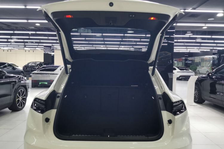 Used Porsche Macan 2024 Macan Long Range Edition Trunk
