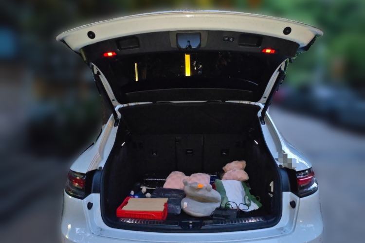 Used Porsche Macan 2024 Macan 2.0T Trunk