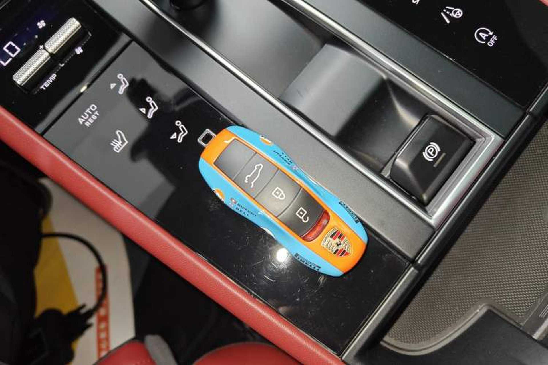 Used Porsche Macan 2024 Macan 2.0T Vehicle Key