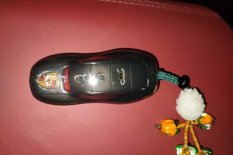 Used Porsche Macan 2024 Macan S 2.9T Vehicle Key