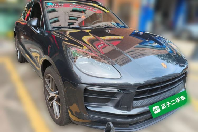 Used Porsche Macan 2025 Macan 2.0T Dream-Chasing Edition Front Right 45 Deg