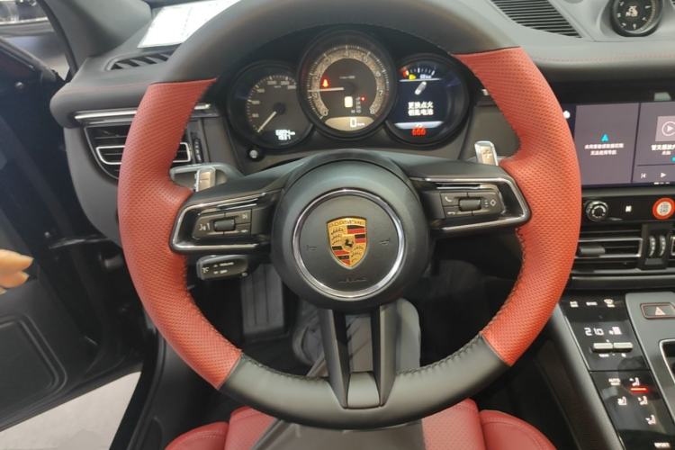 Used Porsche Macan 2025 Macan 2.0T Dream-Chasing Edition Steering Wheel