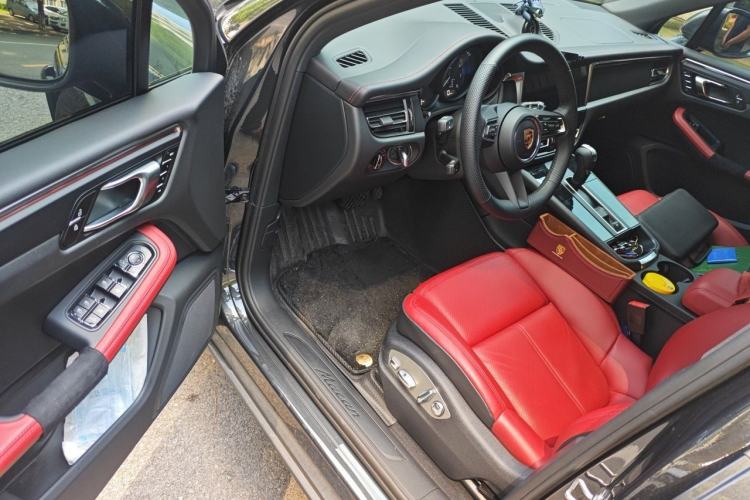 Used Porsche Macan 2025 Macan 2.0T Dream-Chasing Edition Driver Seat