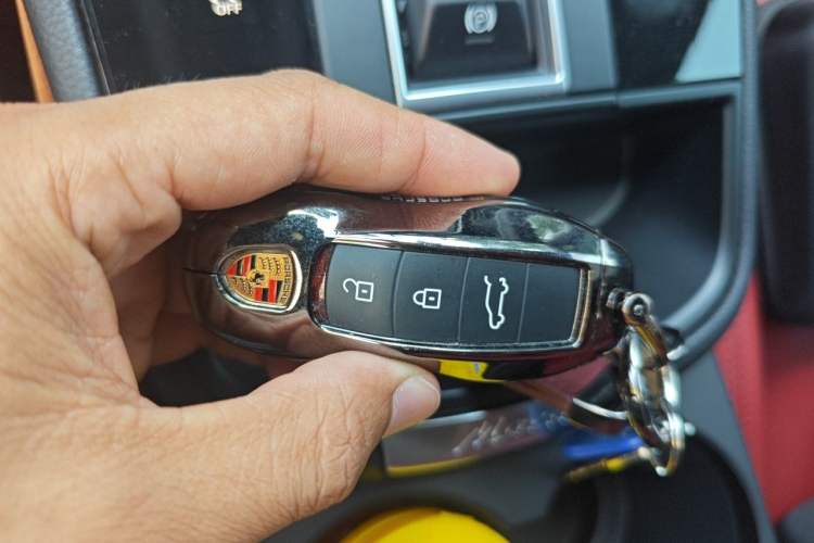 Used Porsche Macan 2025 Macan 2.0T Dream-Chasing Edition Vehicle Key