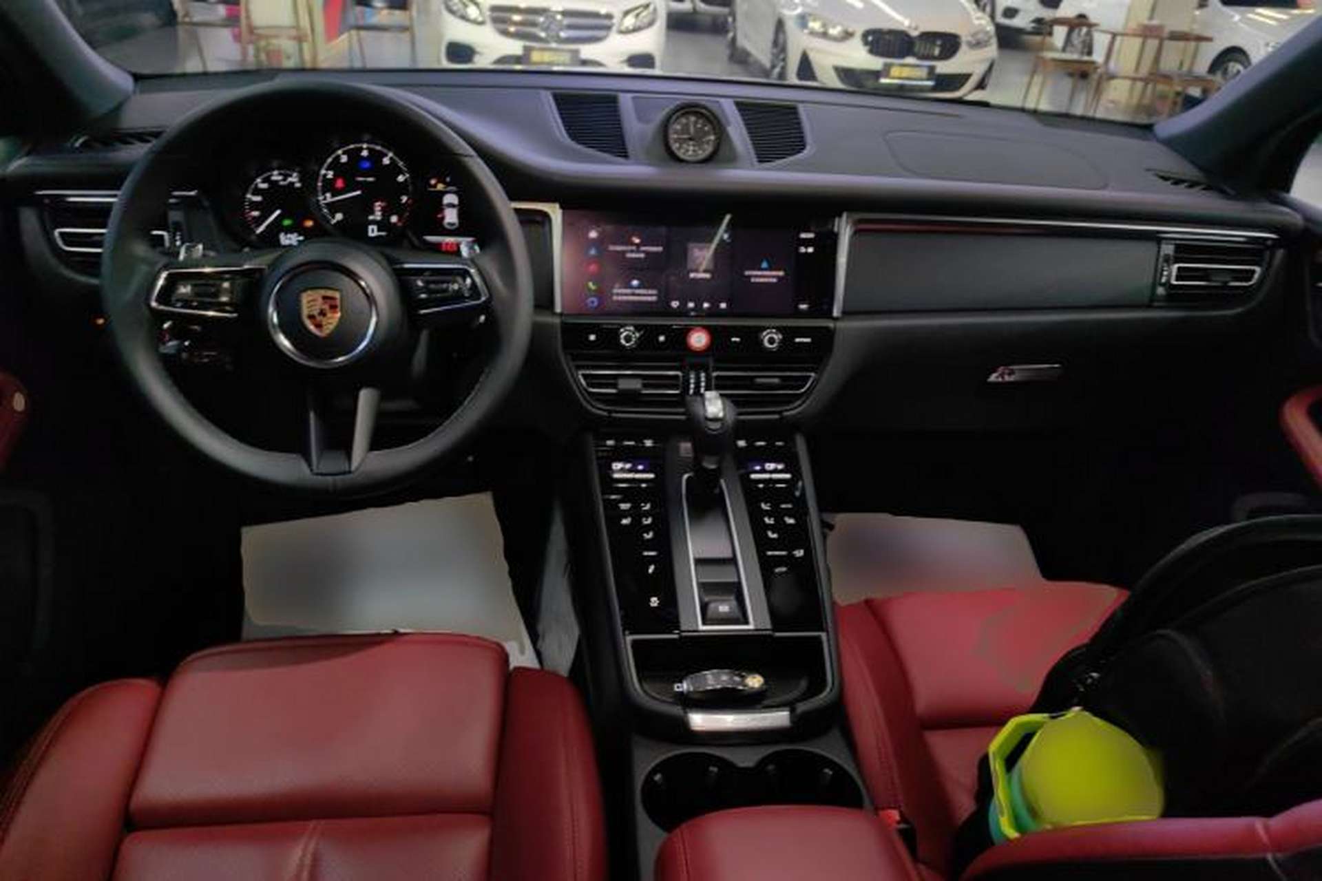 Used Porsche Macan 2025 Macan 2.0T Dream-Chasing Edition Center Console