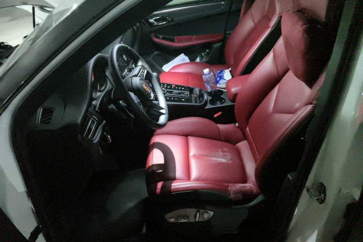 Used Porsche Macan 2025 Macan 2.0T Dream-Chasing Edition Driver Seat