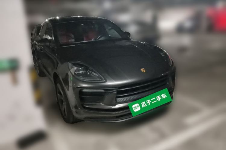 Used Porsche Macan 2025 Macan 2.0T Dream-Chasing Edition Front Right 45 Deg