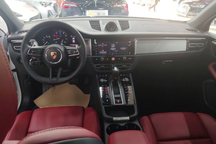 Used Porsche Macan 2025 Macan 2.0T Dream-Chasing Edition Interior 2