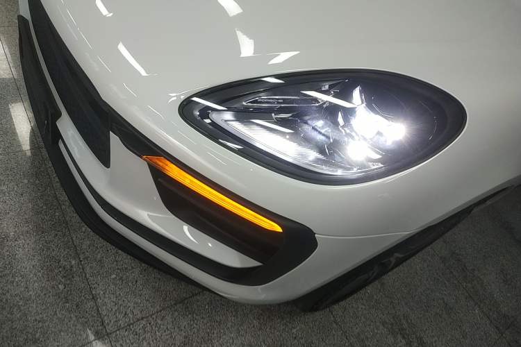 Used Porsche Macan 2025 Macan 2.0T Dream-Chasing Edition Left Front Headlight
