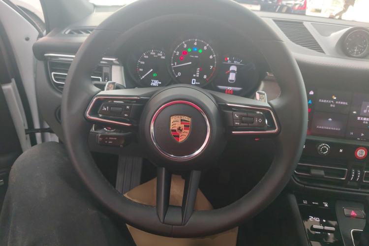 Used Porsche Macan 2025 Macan 2.0T Dream-Chasing Edition Steering Wheel