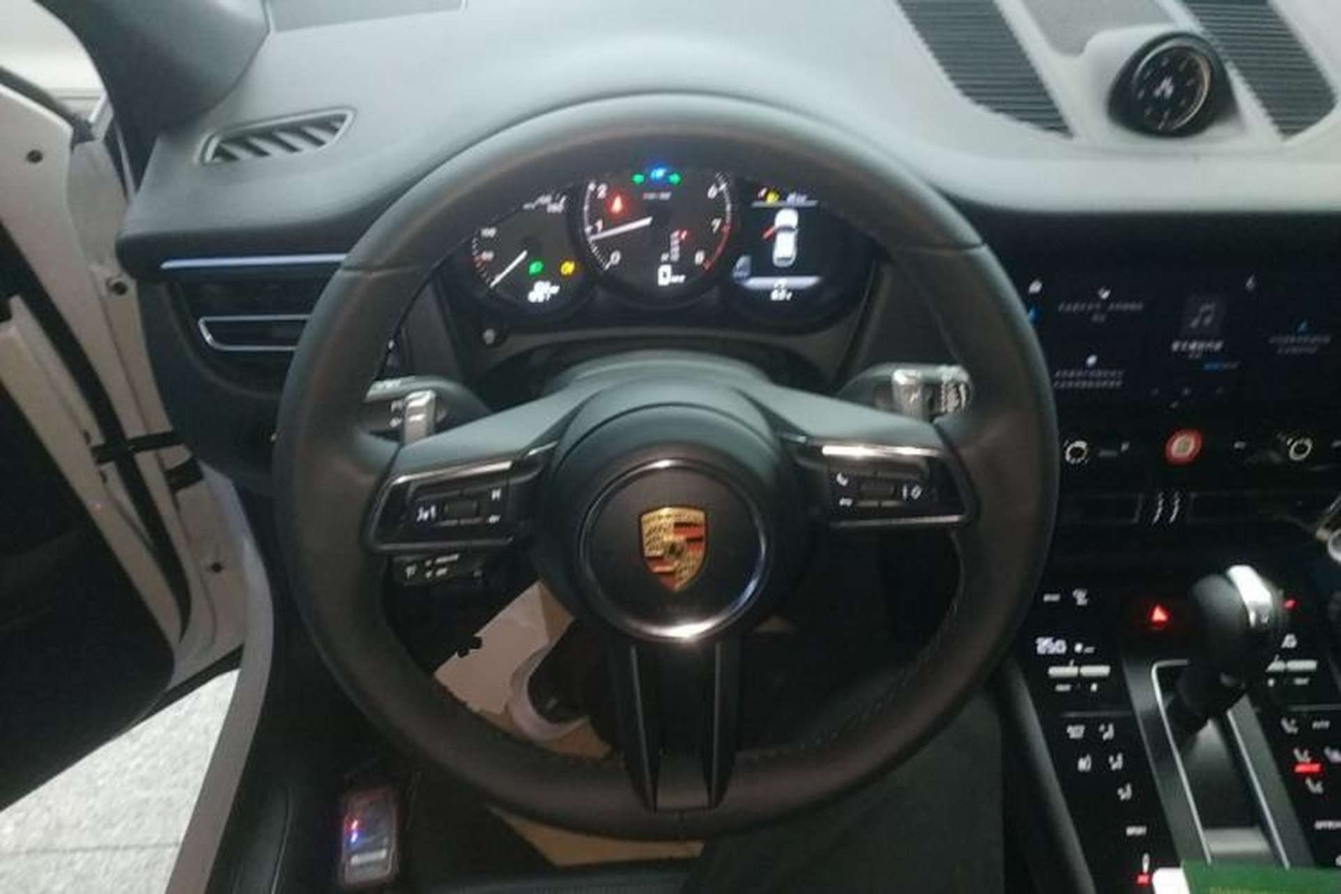 Used Porsche Macan 2025 Macan 2.0T Dream-Chasing Edition Steering Wheel