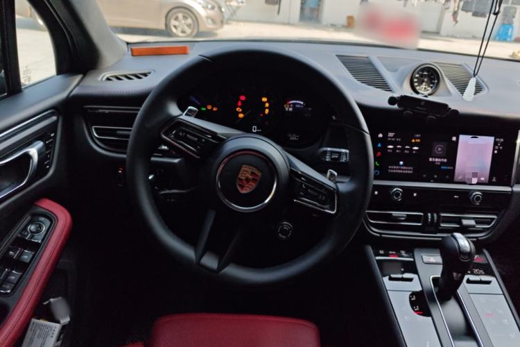 Used Porsche Macan 2026 Macan 2.0T Dream Edition Steering Wheel