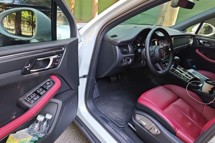 Used Porsche Macan 2026 Macan 2.0T Dream Edition Driver Seat