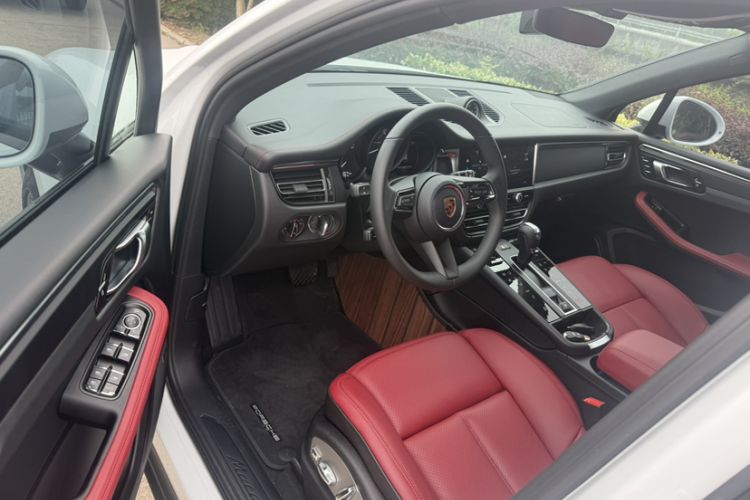 Used Porsche Macan 2026 Macan 2.0T Exterior 3