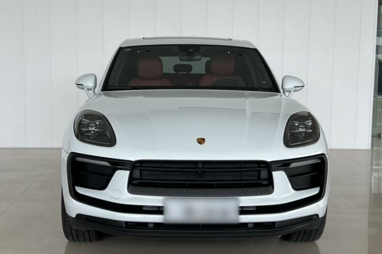 Used Porsche Macan 2026 Macan T 2.0T Exterior 3