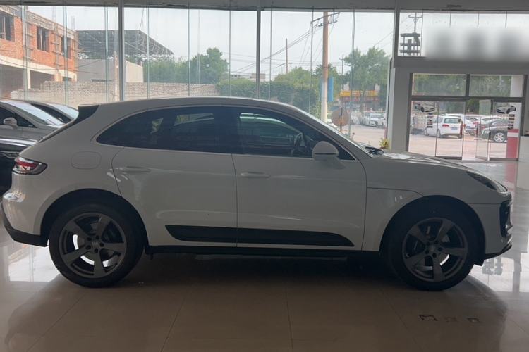 Used Porsche Macan 2026 Macan T 2.0T Exterior 5