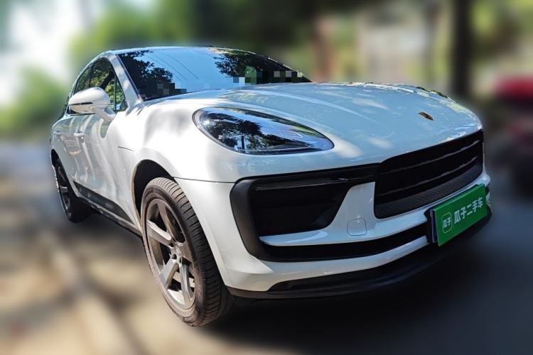 Used Porsche Macan 2026 Macan 2.0T Dream Edition Front Right 45 Deg