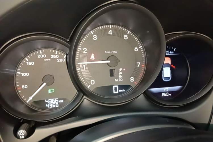 Used Porsche Macan 2026 Macan 2.0T Dream Edition Instrument Cluster