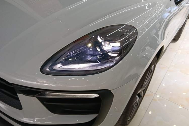 Used Porsche Macan 2026 Macan 2.0T Dream Edition Left Front Headlight