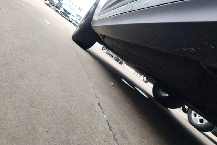 Used Porsche Macan 2026 Macan 2.0T Left Side Sill