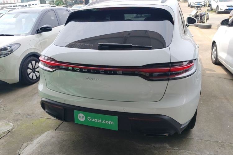 Used Porsche Macan 2026 Macan 2.0T Rear