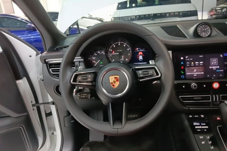 Used Porsche Macan 2026 Macan 2.0T Dream Edition Steering Wheel