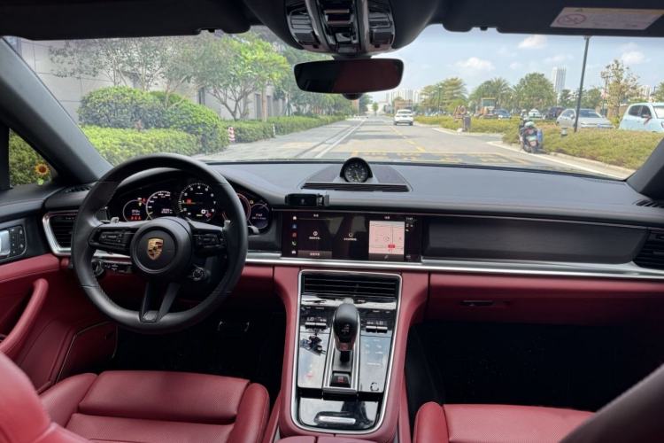 Used Porsche Panamera 2023-Year Restyled Panamera 4 E-Hybrid Platinum Edition 2.9T Interior 2
