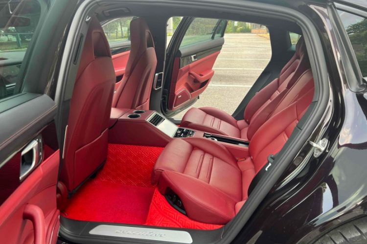 Used Porsche Panamera 2023 Panamera Executive Long Wheelbase 2.9T Interior 6