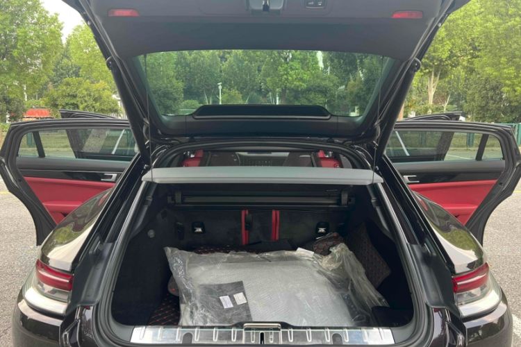 Used Porsche Panamera 2023 Panamera Executive Long Wheelbase 2.9T Interior 7