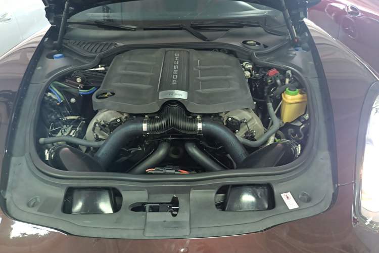 Used Porsche Panamera 2016 Panamera Edition 3.0T Engine Bay