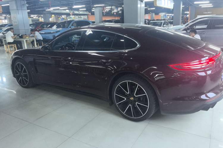Used Porsche Panamera 2017 Panamera 3.0T Exterior 3