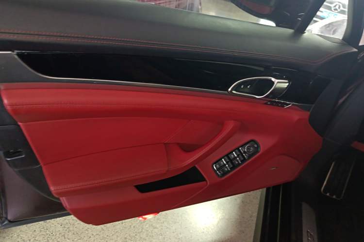 Used Porsche Panamera 2016 Panamera Edition 3.0T Interior 7