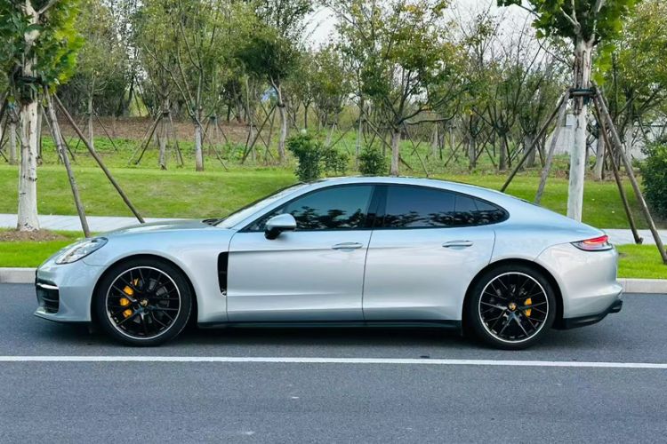 Used Porsche Panamera 2023 Panamera 2.9T Platinum Edition Exterior 4