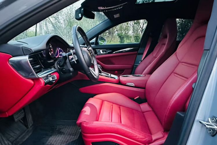 Used Porsche Panamera 2023 Panamera 2.9T Platinum Edition Interior 2