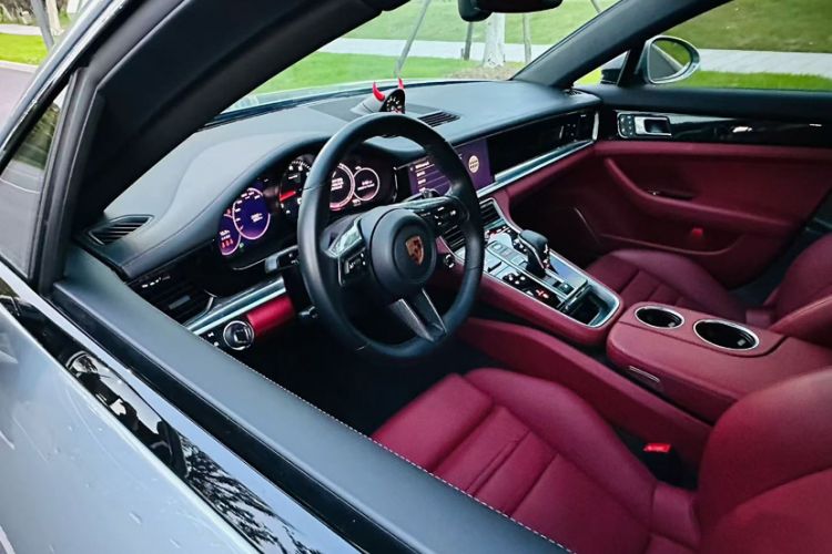 Used Porsche Panamera 2023 Panamera 2.9T Platinum Edition Interior 3