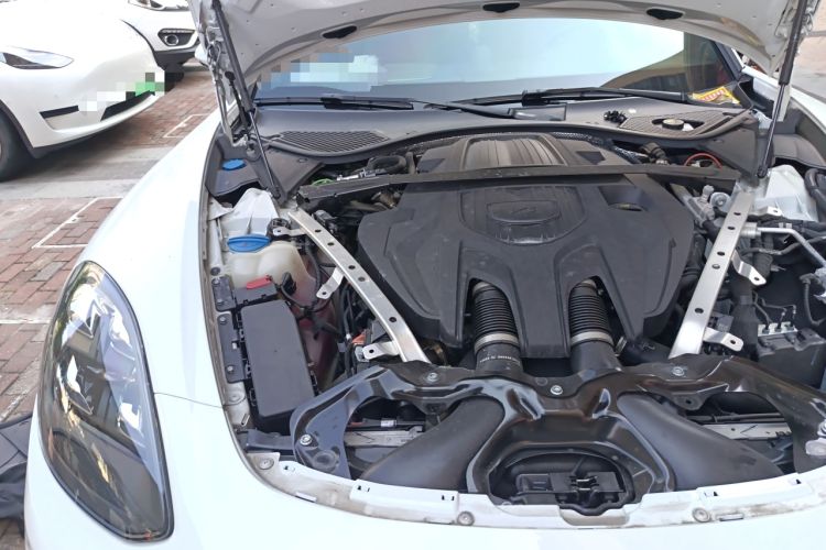 Used Porsche Panamera 2022 Panamera Executive Long Wheelbase 2.9T Engine Bay Right
