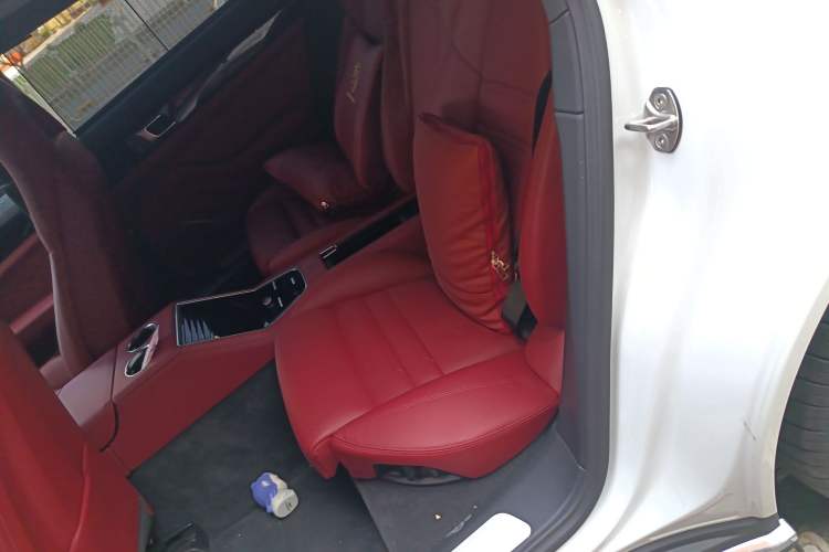 Used Porsche Panamera 2022 Panamera Executive Long Wheelbase 2.9T Left Rear Seat